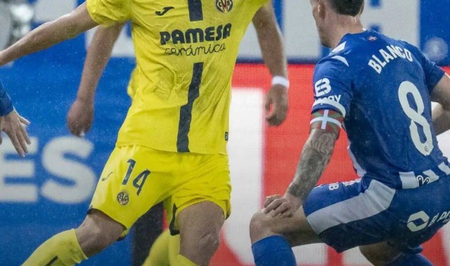 西甲联赛：比利亚雷亚尔如临大敌，皇家社会换帅如换刀