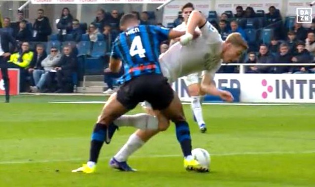 霍伊伦德转会生变？那不勒斯恐达不到激活条件，仍向曼联承诺4400万买断